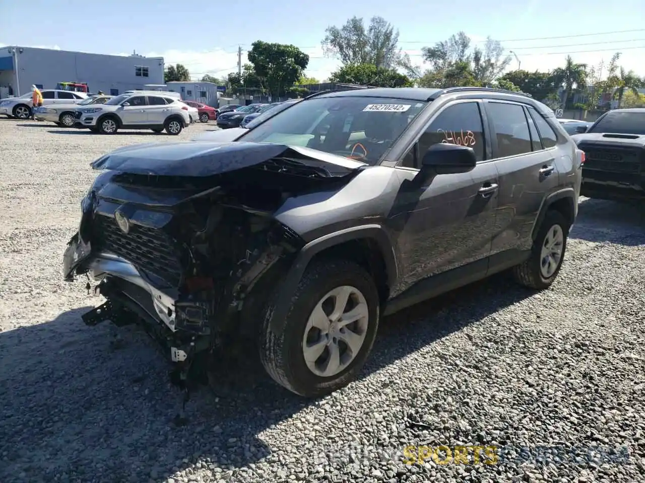 2 Фотография поврежденного автомобиля 2T3H1RFV6LC083409 TOYOTA RAV4 2020