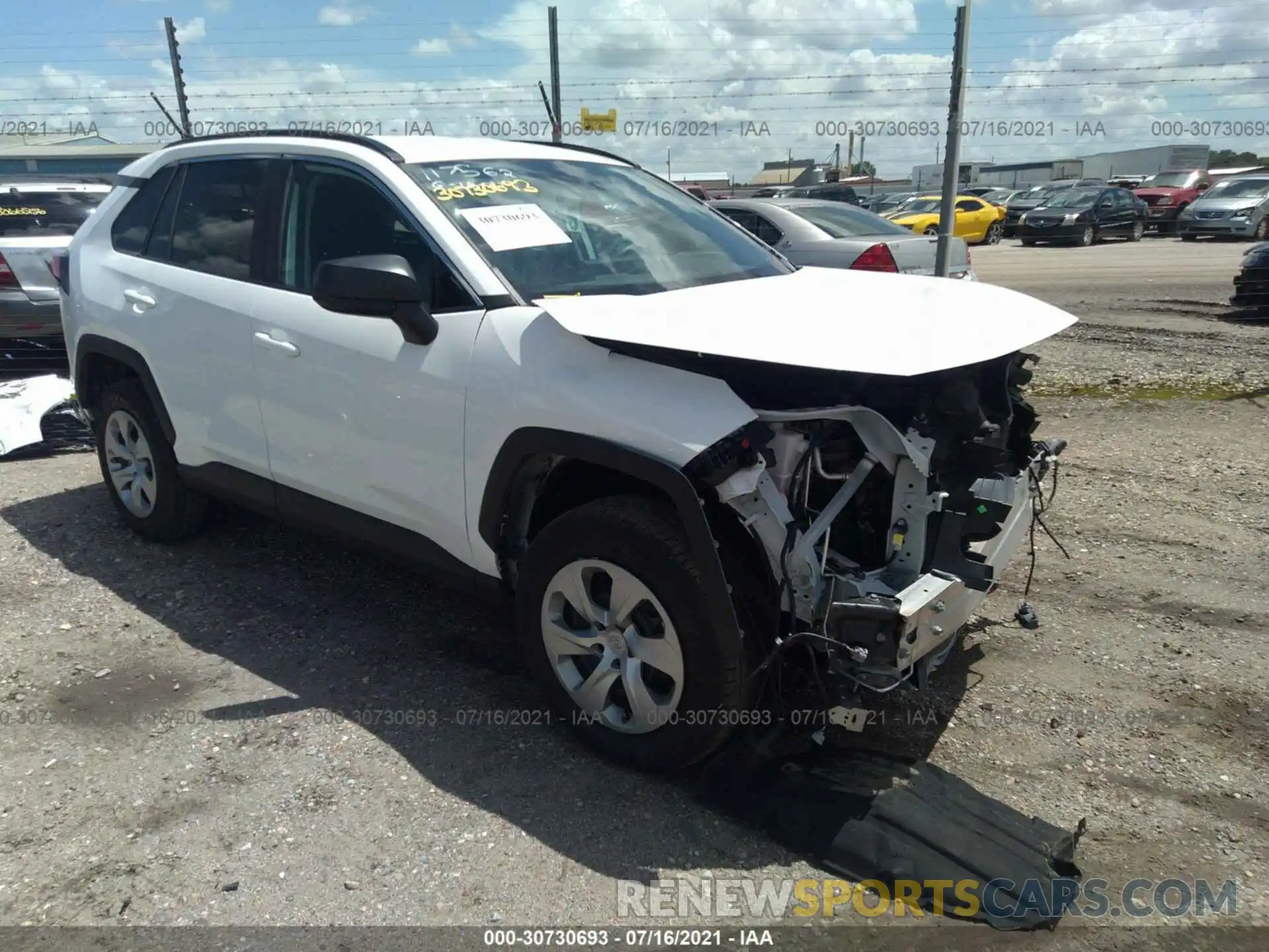 1 Photograph of a damaged car 2T3H1RFV6LW068312 TOYOTA RAV4 2020