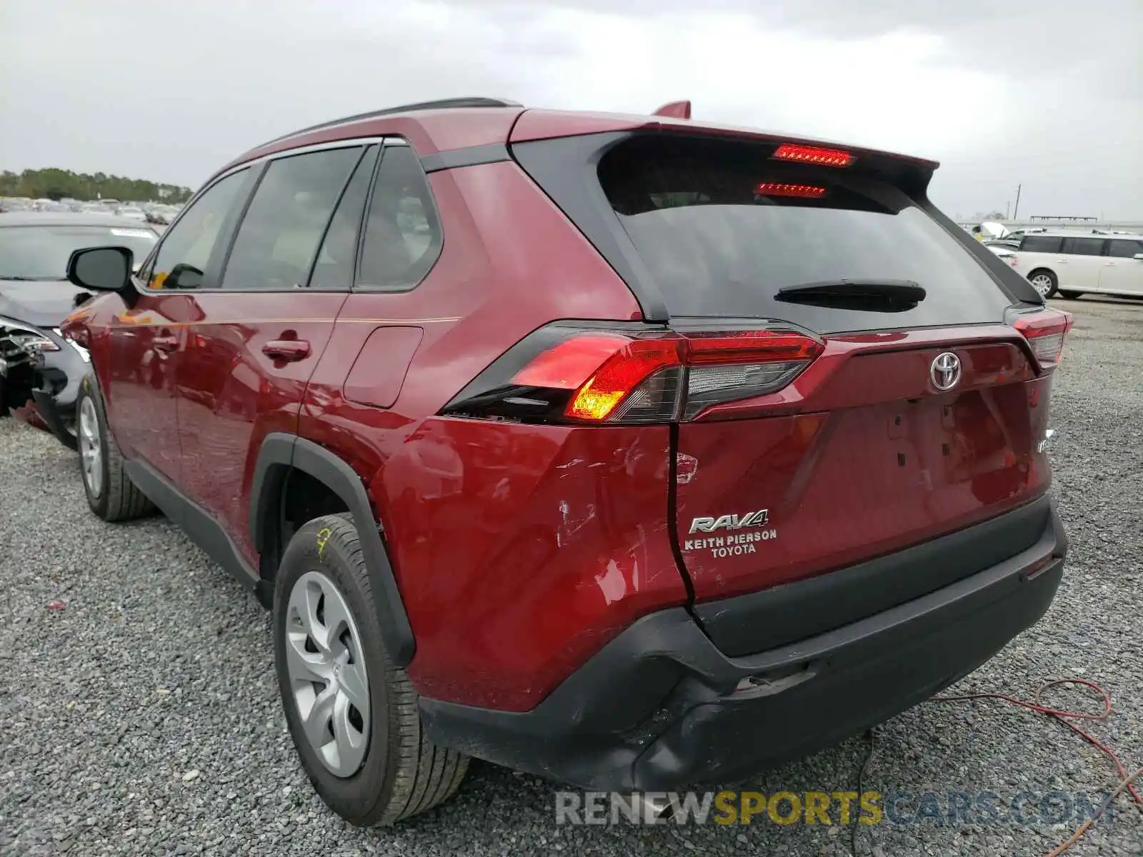 3 Photograph of a damaged car 2T3H1RFV6LW068343 TOYOTA RAV4 2020