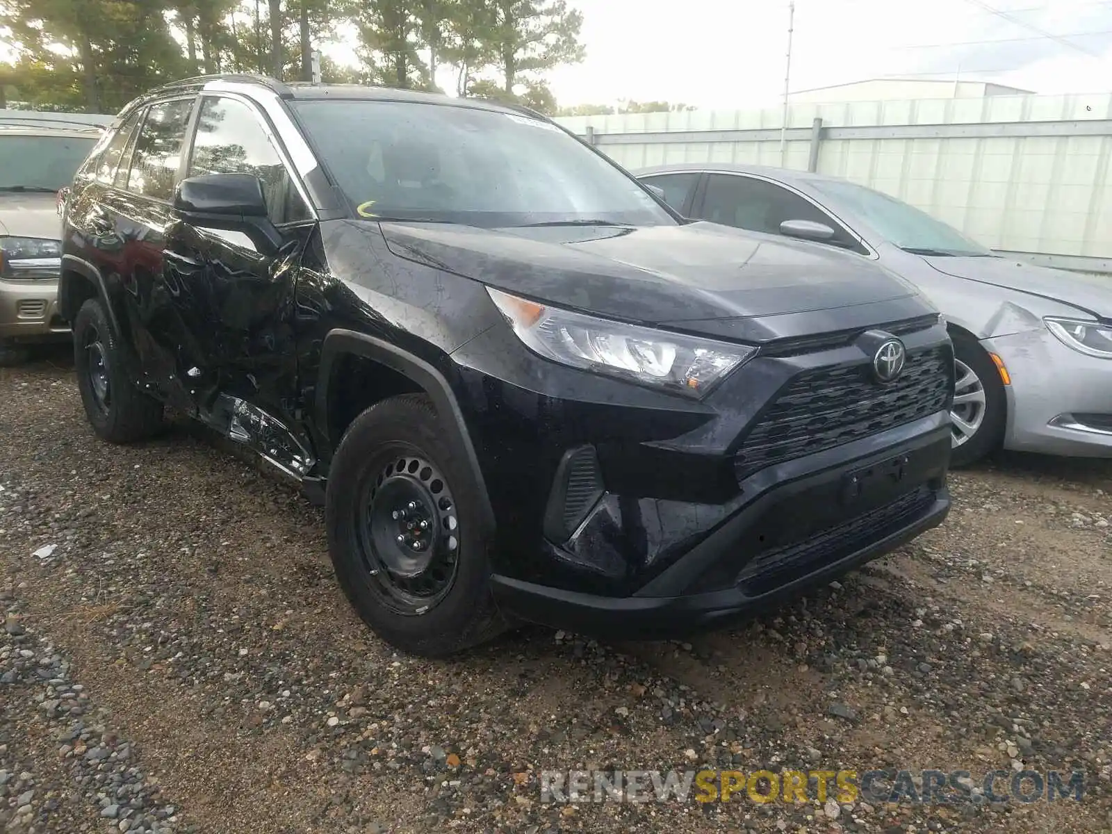 1 Photograph of a damaged car 2T3H1RFV6LW075292 TOYOTA RAV4 2020