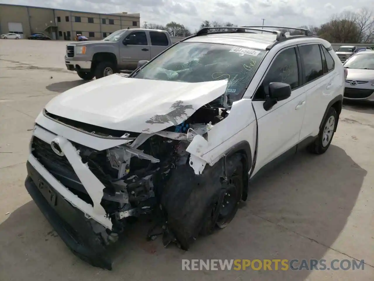 2 Photograph of a damaged car 2T3H1RFV6LW077849 TOYOTA RAV4 2020