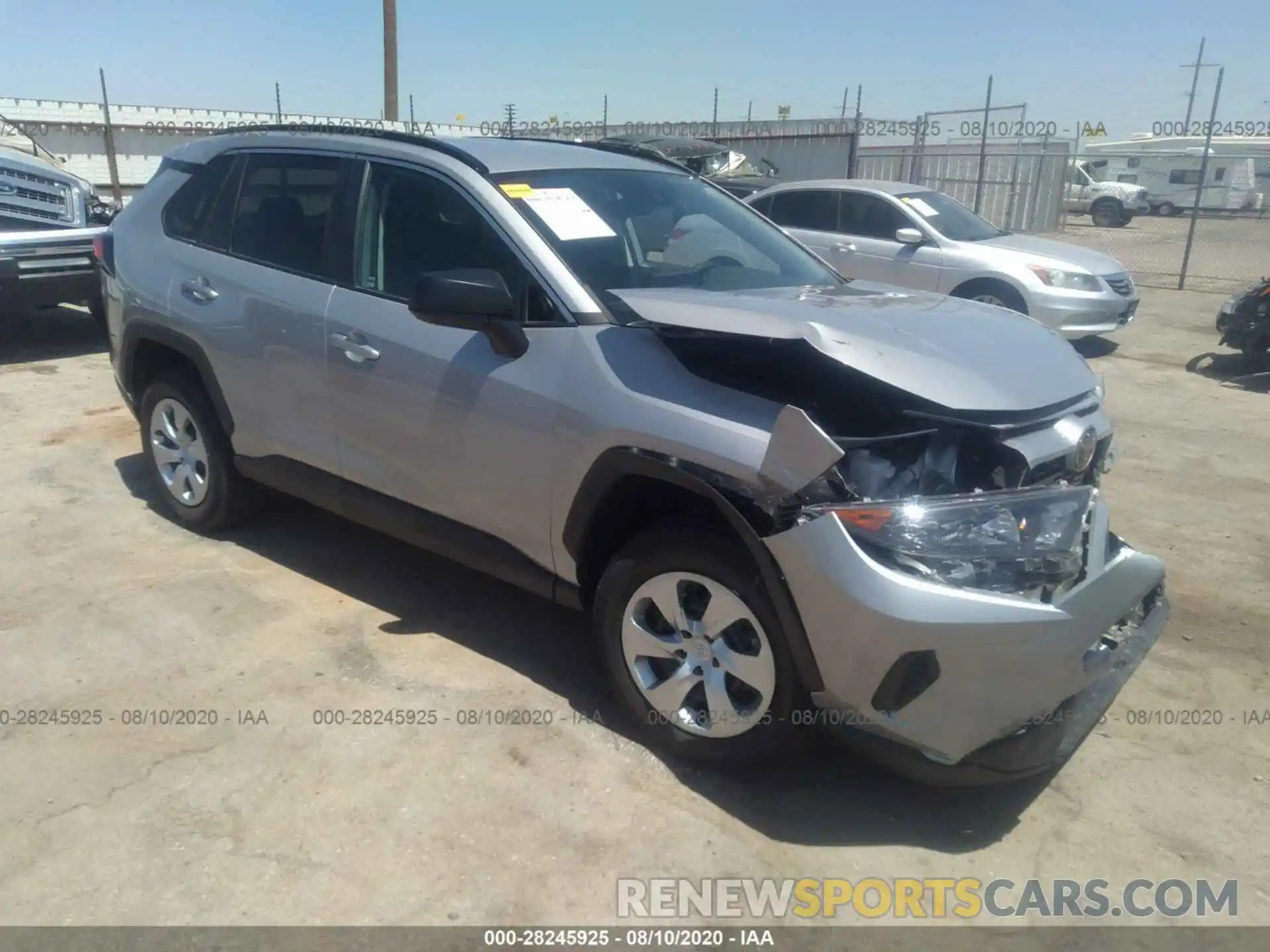 1 Photograph of a damaged car 2T3H1RFV6LW082002 TOYOTA RAV4 2020