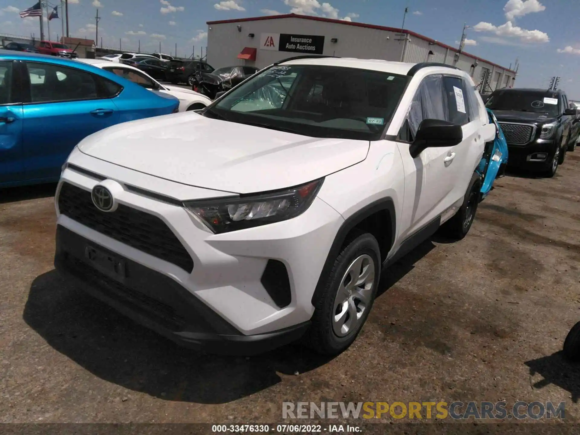 2 Photograph of a damaged car 2T3H1RFV6LW085241 TOYOTA RAV4 2020