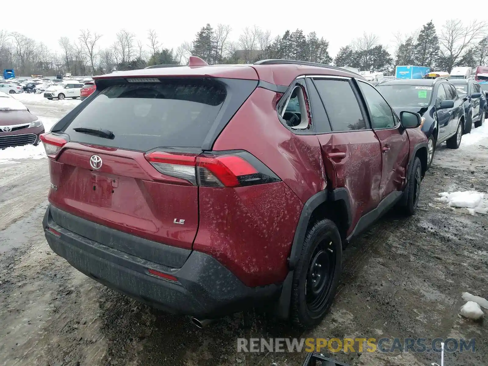 4 Photograph of a damaged car 2T3H1RFV6LW102989 TOYOTA RAV4 2020