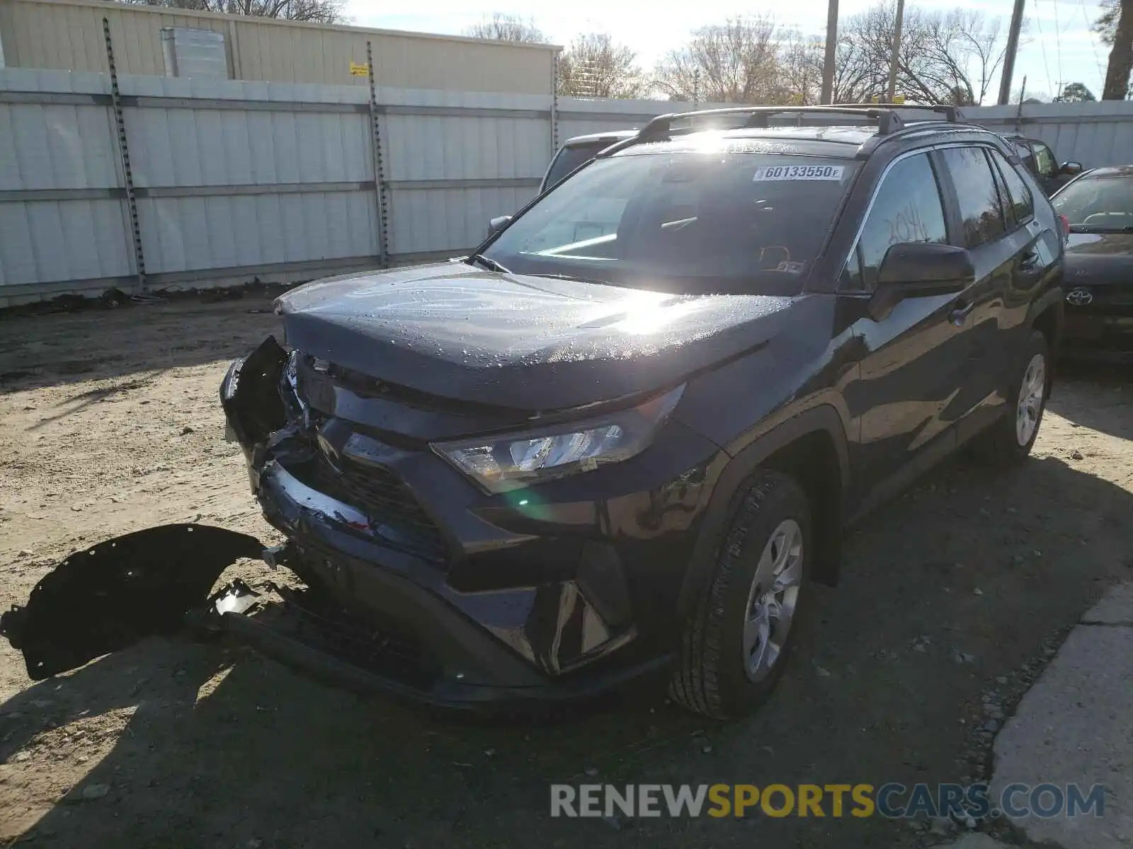 2 Фотография поврежденного автомобиля 2T3H1RFV6LW103494 TOYOTA RAV4 2020