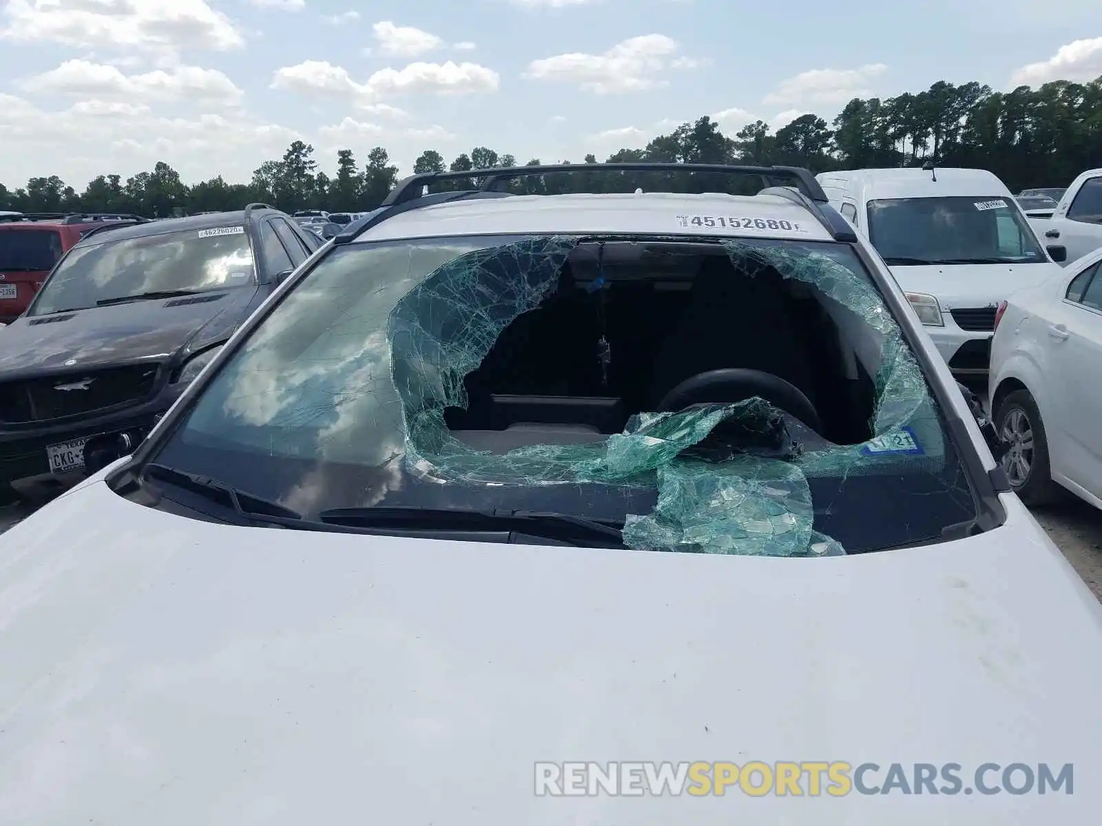 9 Photograph of a damaged car 2T3H1RFV7LC034235 TOYOTA RAV4 2020