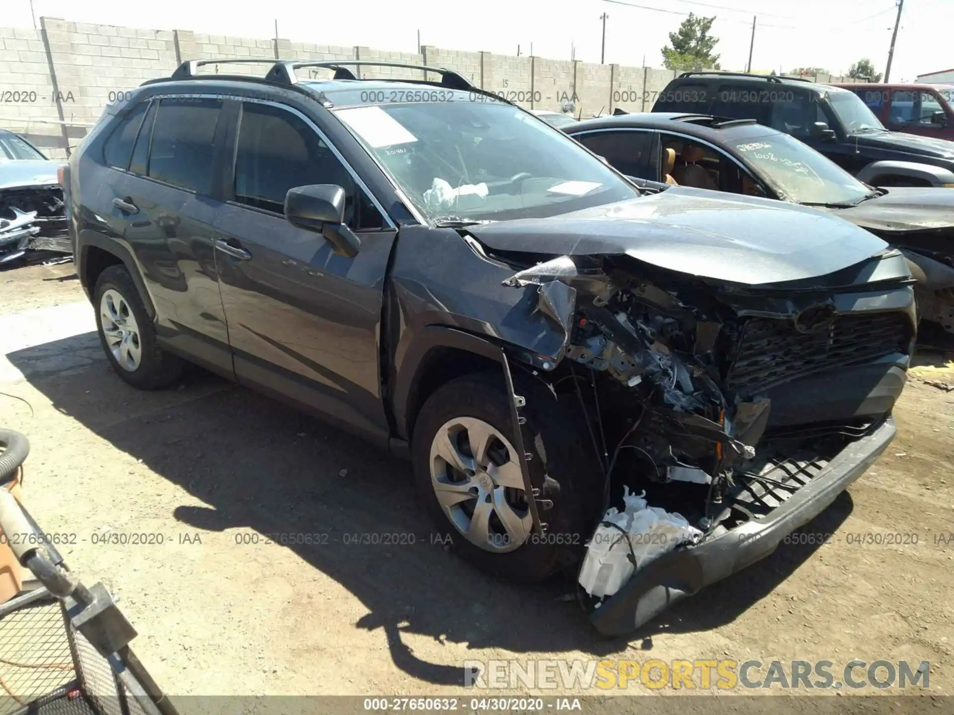 1 Photograph of a damaged car 2T3H1RFV7LC034705 TOYOTA RAV4 2020