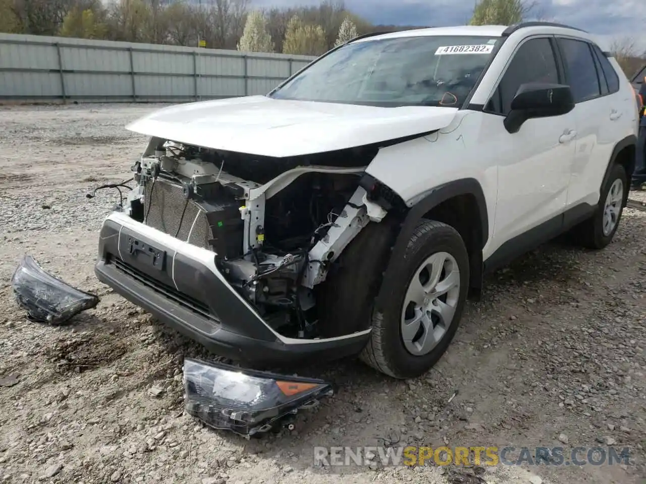 2 Фотография поврежденного автомобиля 2T3H1RFV7LC040231 TOYOTA RAV4 2020