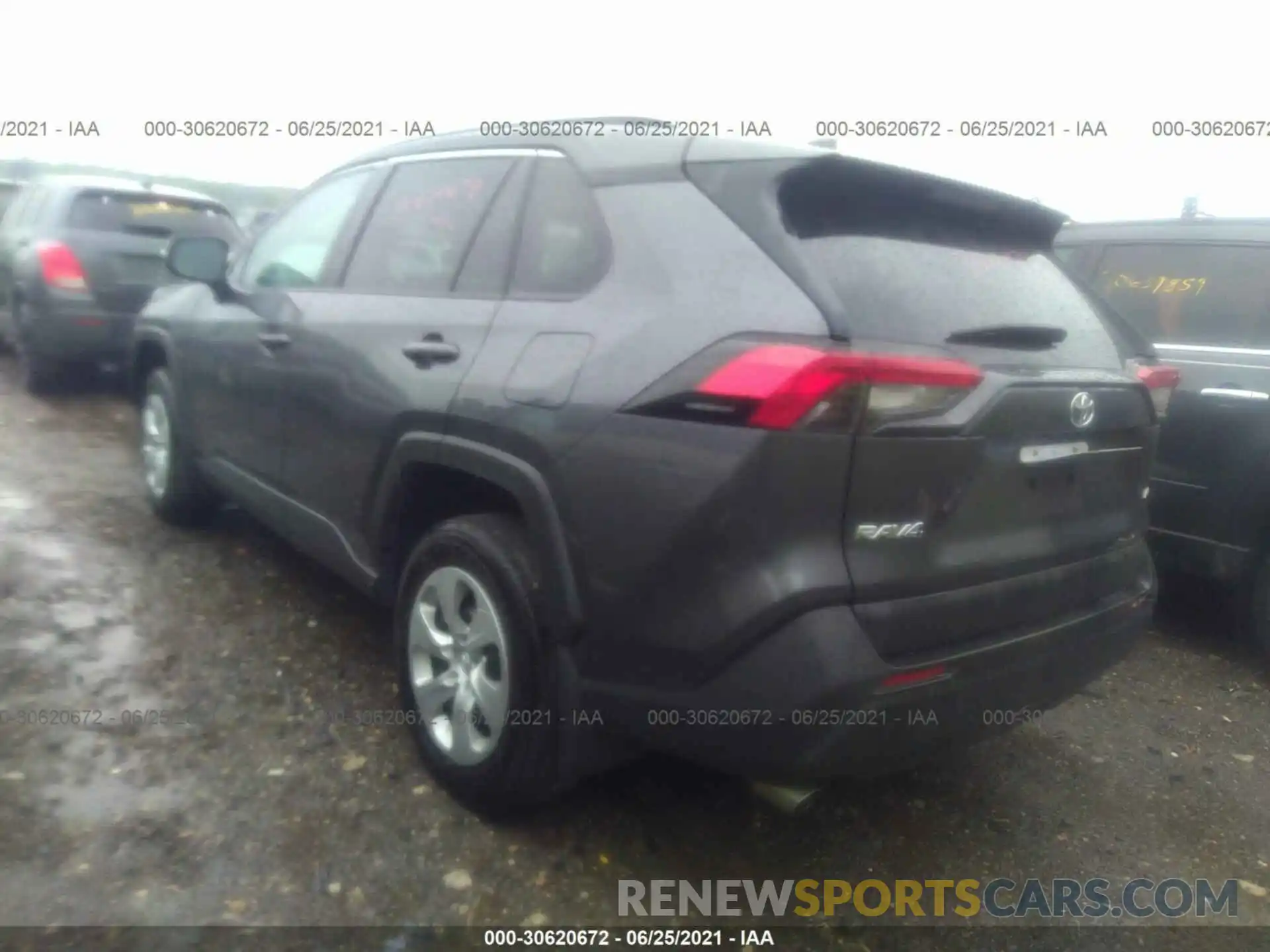 3 Photograph of a damaged car 2T3H1RFV7LC041153 TOYOTA RAV4 2020