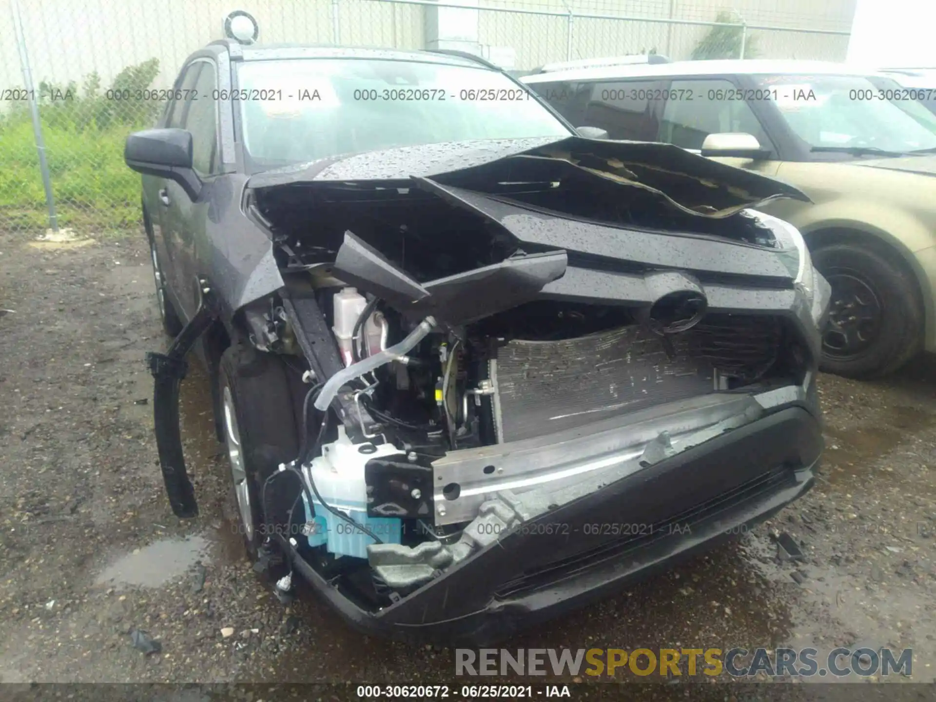 6 Photograph of a damaged car 2T3H1RFV7LC041153 TOYOTA RAV4 2020