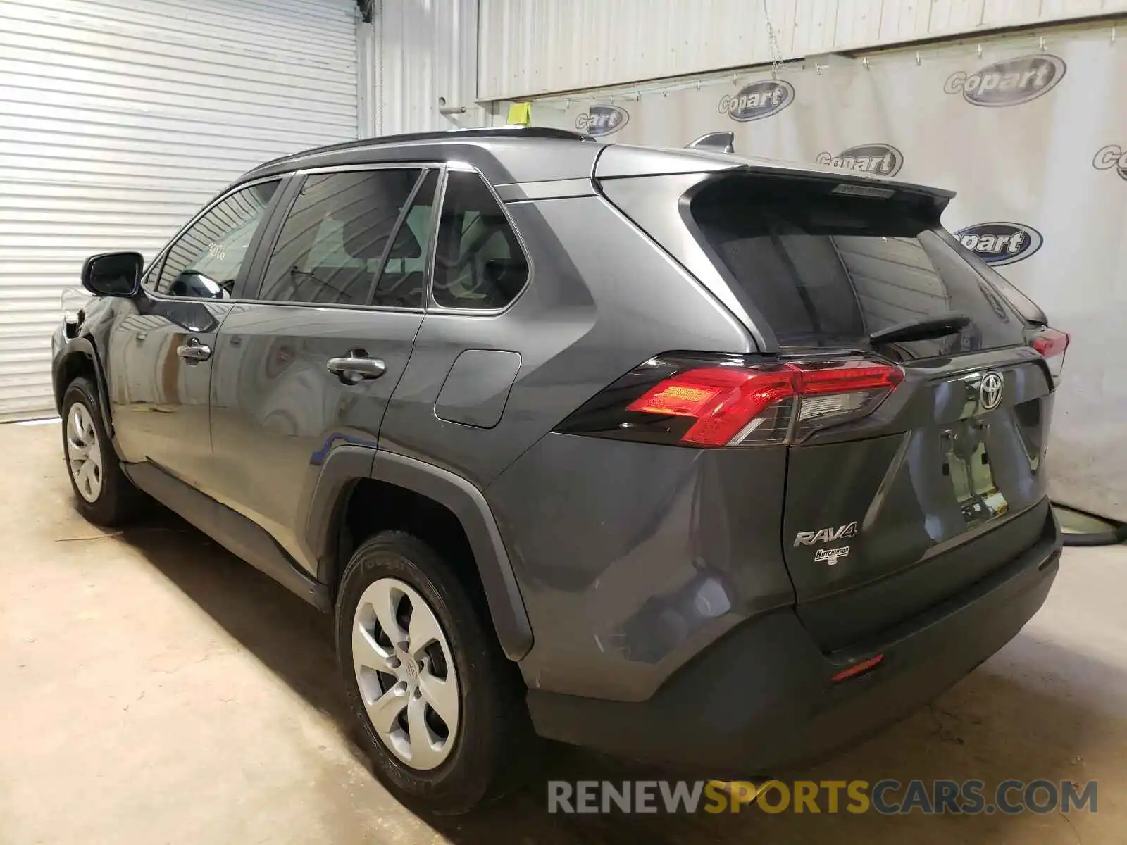 3 Photograph of a damaged car 2T3H1RFV7LC042898 TOYOTA RAV4 2020