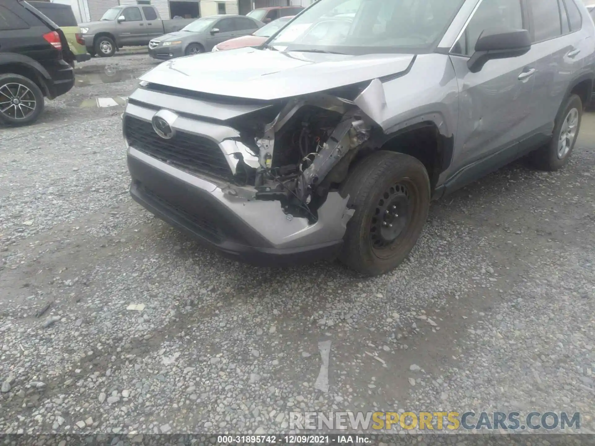 12 Photograph of a damaged car 2T3H1RFV7LC043064 TOYOTA RAV4 2020