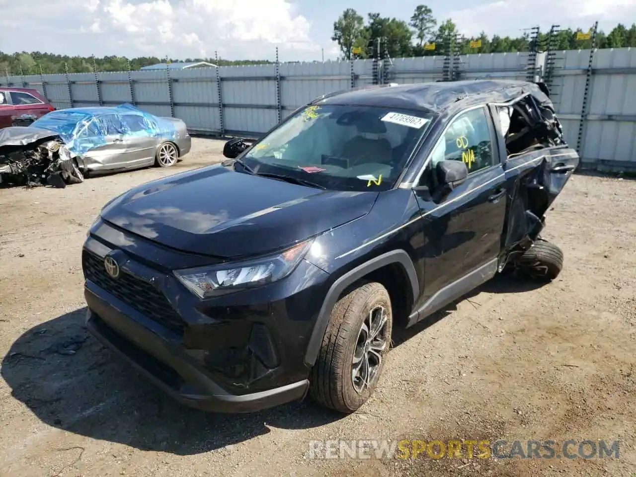 2 Photograph of a damaged car 2T3H1RFV7LC043100 TOYOTA RAV4 2020