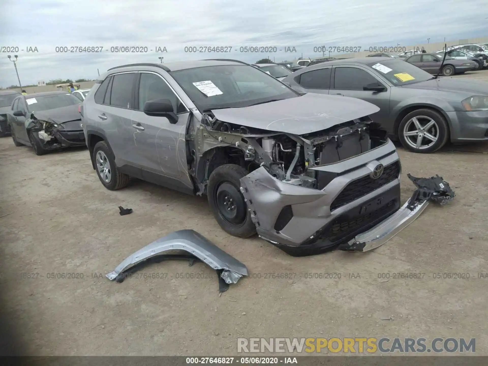 1 Photograph of a damaged car 2T3H1RFV7LC043775 TOYOTA RAV4 2020