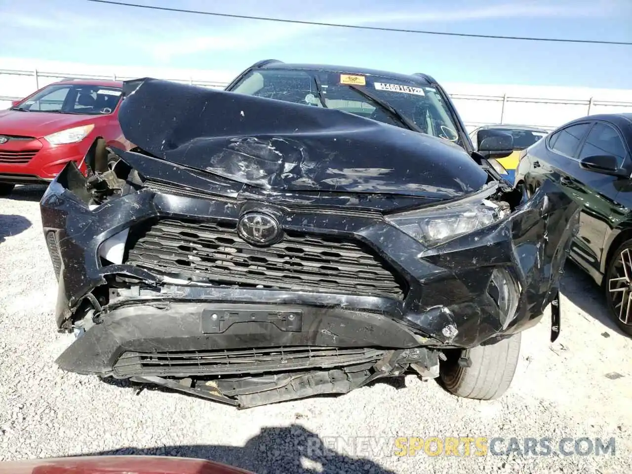 7 Photograph of a damaged car 2T3H1RFV7LC047129 TOYOTA RAV4 2020