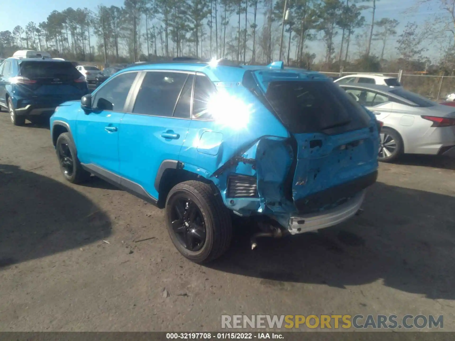 3 Photograph of a damaged car 2T3H1RFV7LC054730 TOYOTA RAV4 2020