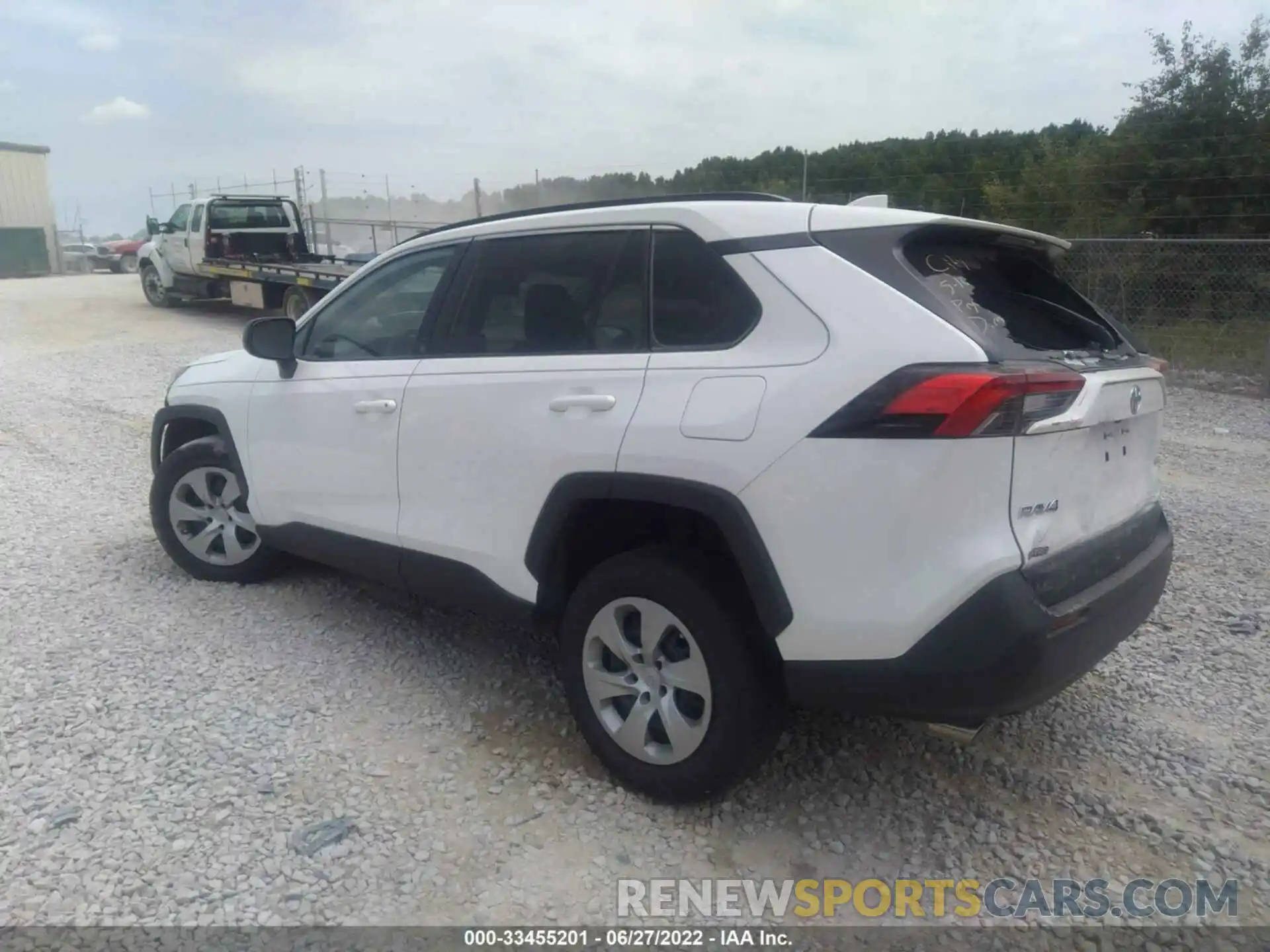 3 Photograph of a damaged car 2T3H1RFV7LC055571 TOYOTA RAV4 2020