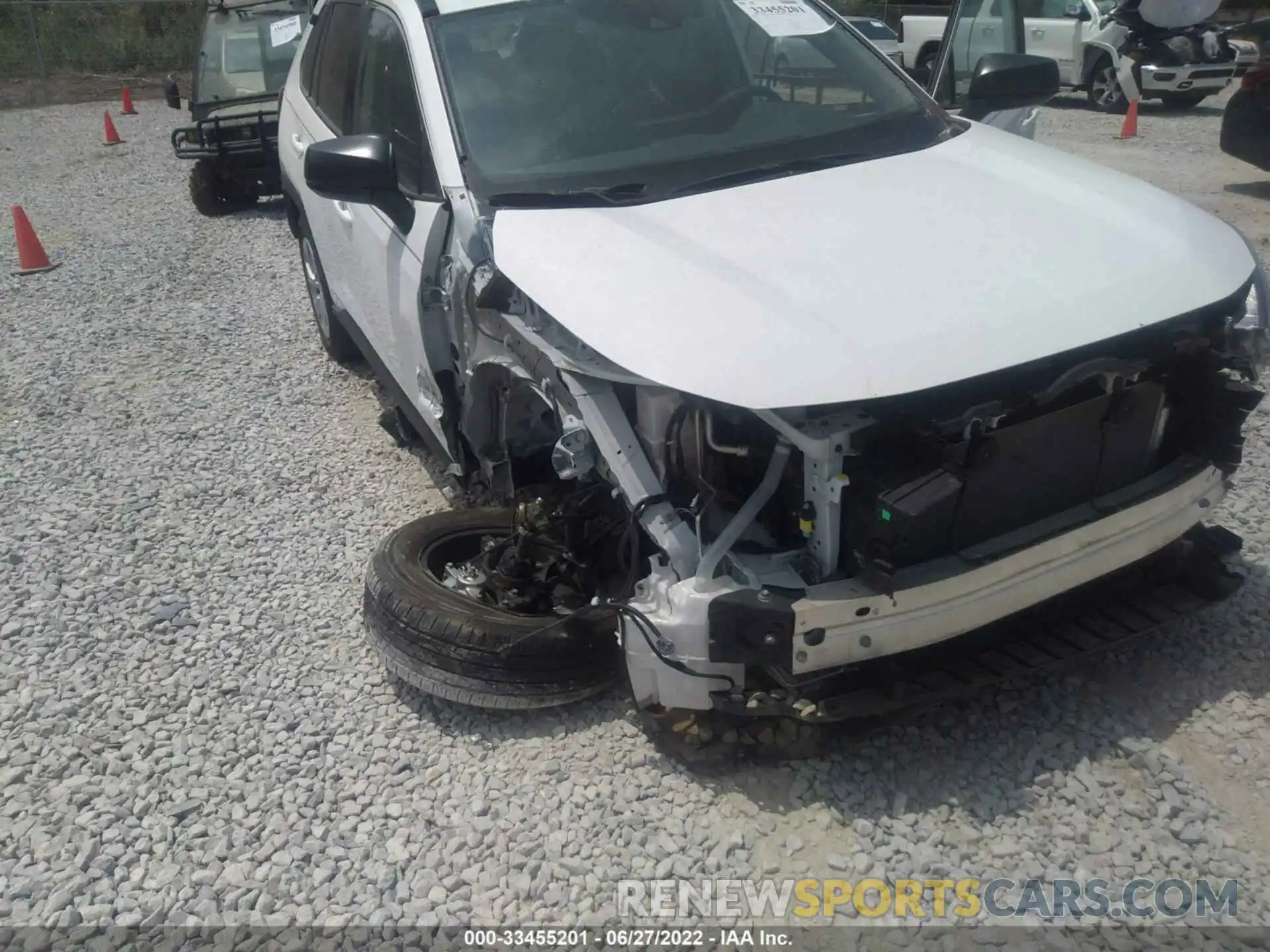 6 Фотография поврежденного автомобиля 2T3H1RFV7LC055571 TOYOTA RAV4 2020