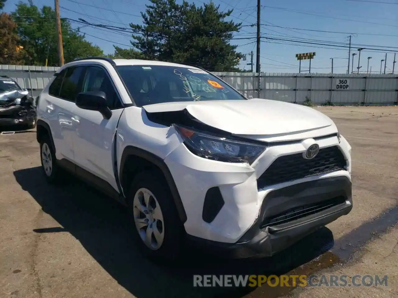 1 Photograph of a damaged car 2T3H1RFV7LC061323 TOYOTA RAV4 2020