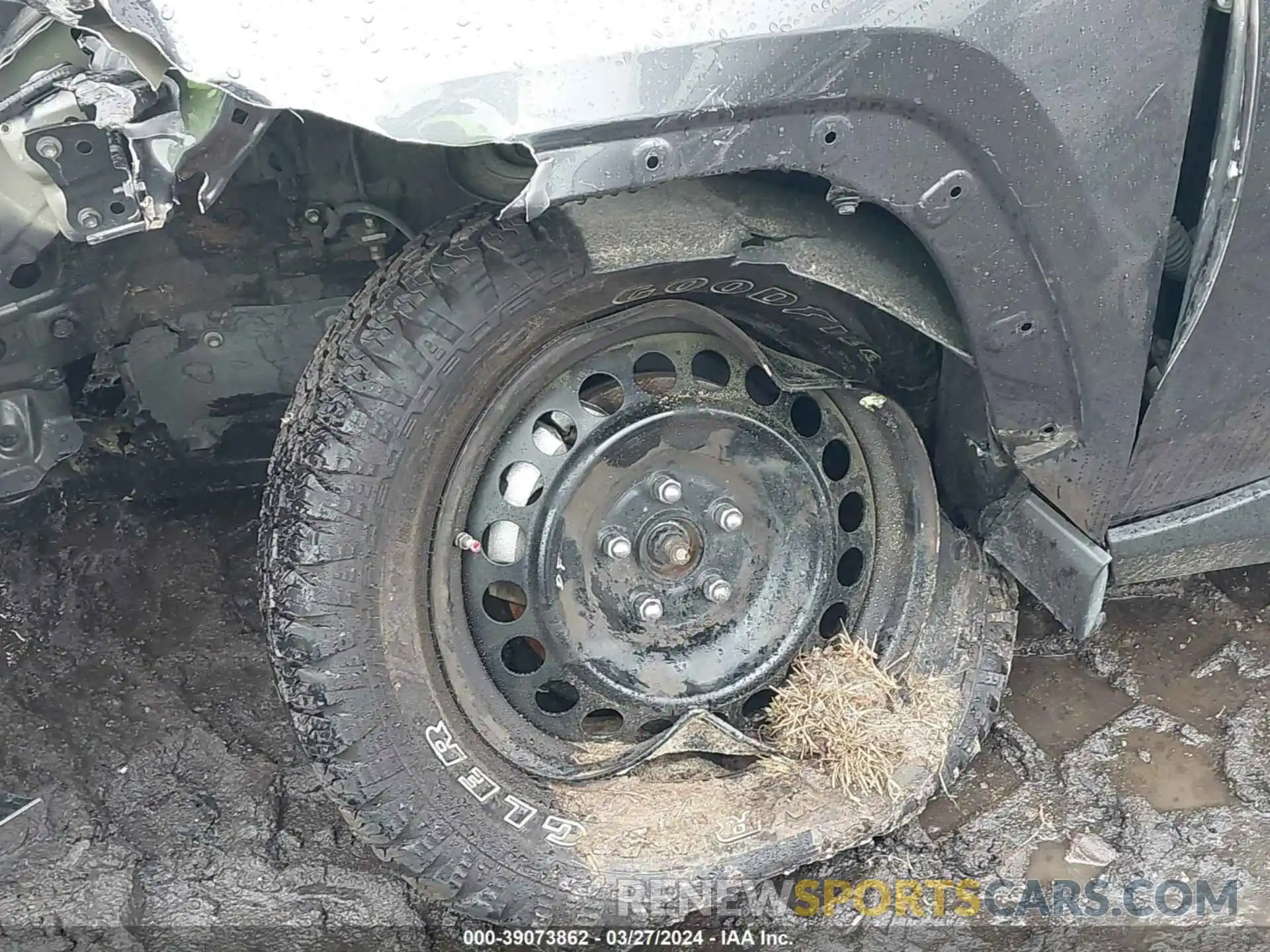 18 Photograph of a damaged car 2T3H1RFV7LC063671 TOYOTA RAV4 2020