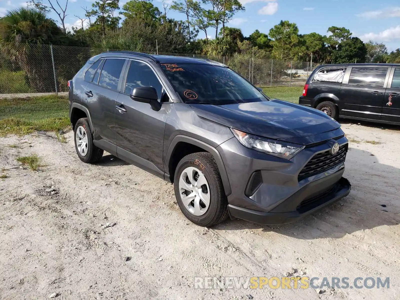 1 Photograph of a damaged car 2T3H1RFV7LC067249 TOYOTA RAV4 2020