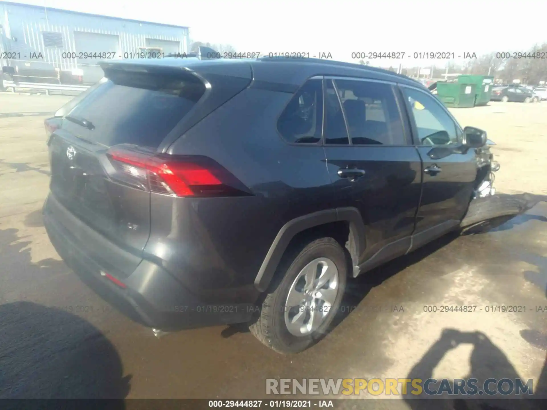 4 Photograph of a damaged car 2T3H1RFV7LC068157 TOYOTA RAV4 2020