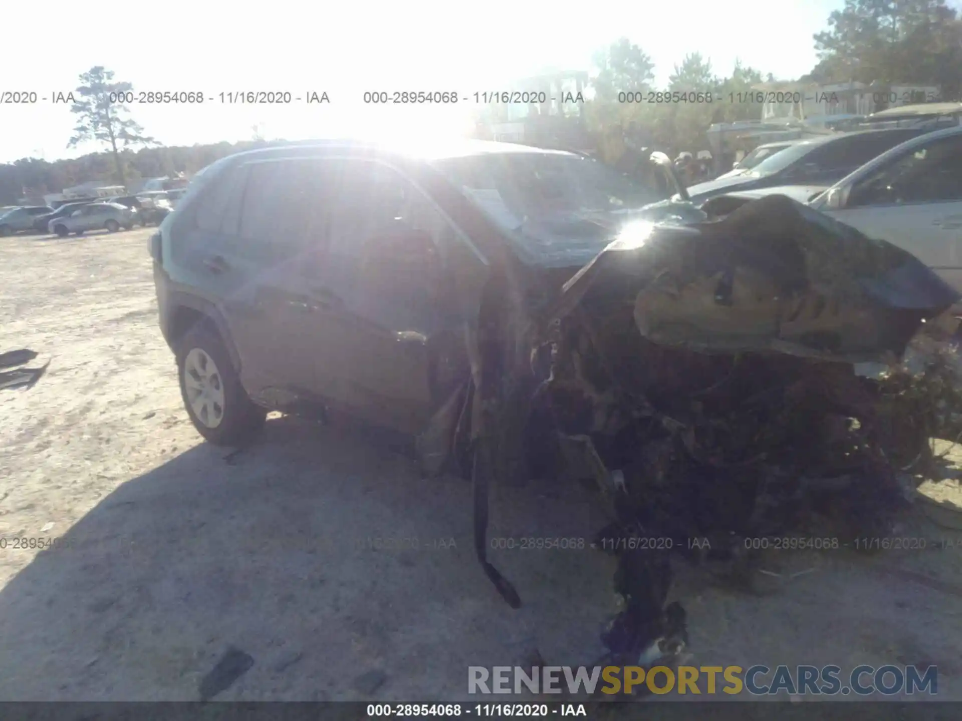 1 Photograph of a damaged car 2T3H1RFV7LC070460 TOYOTA RAV4 2020