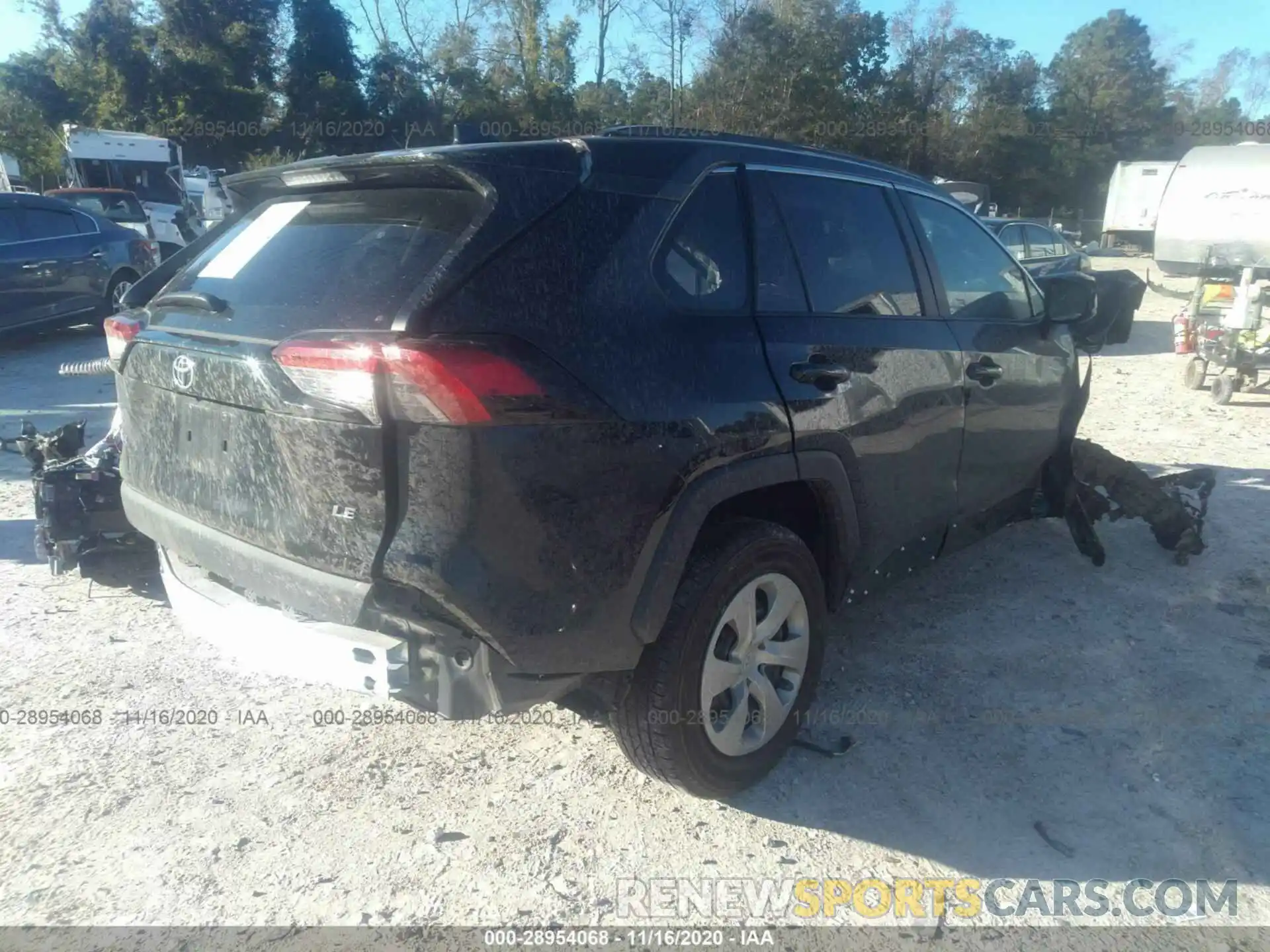 4 Photograph of a damaged car 2T3H1RFV7LC070460 TOYOTA RAV4 2020