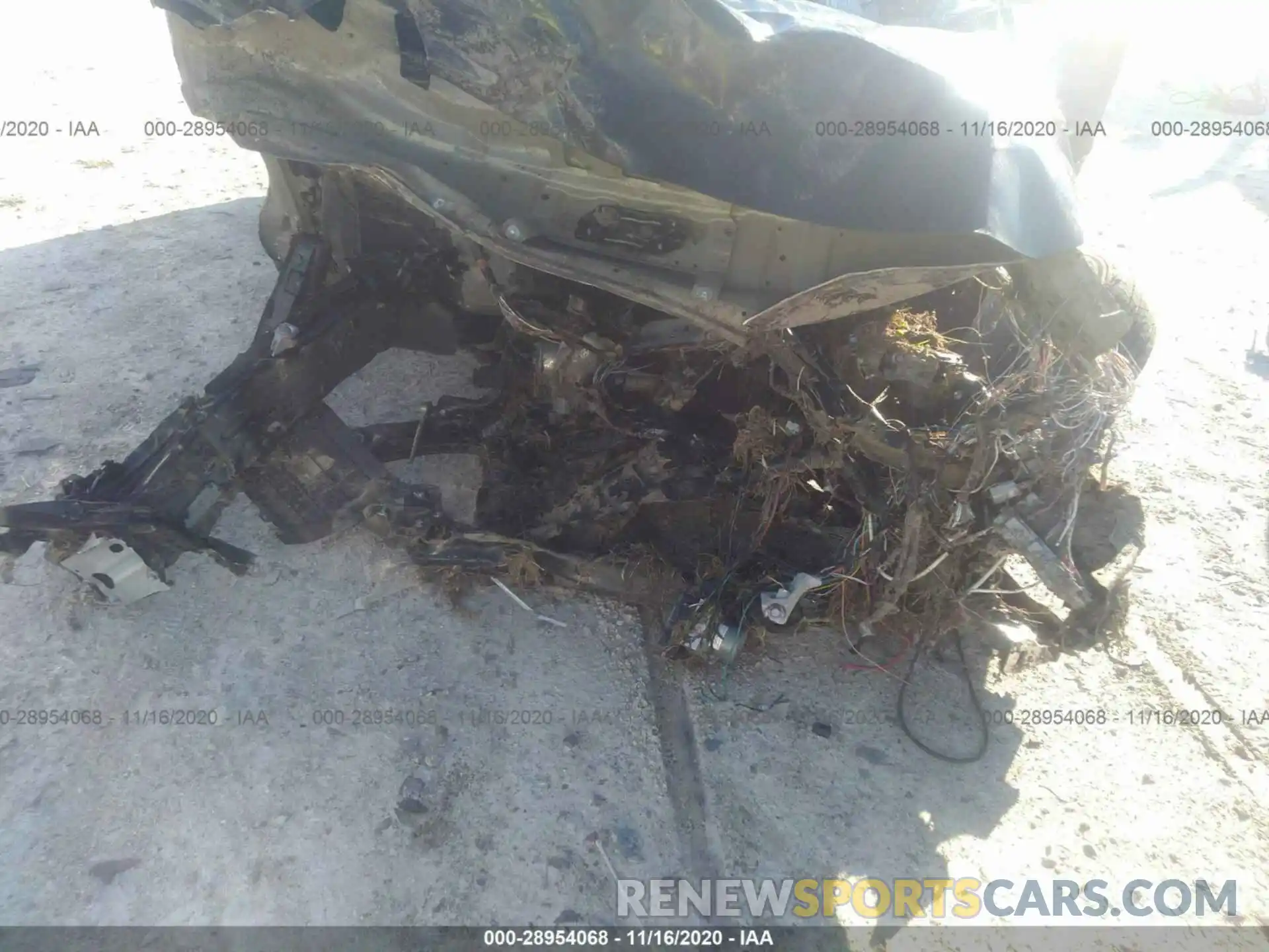 6 Photograph of a damaged car 2T3H1RFV7LC070460 TOYOTA RAV4 2020