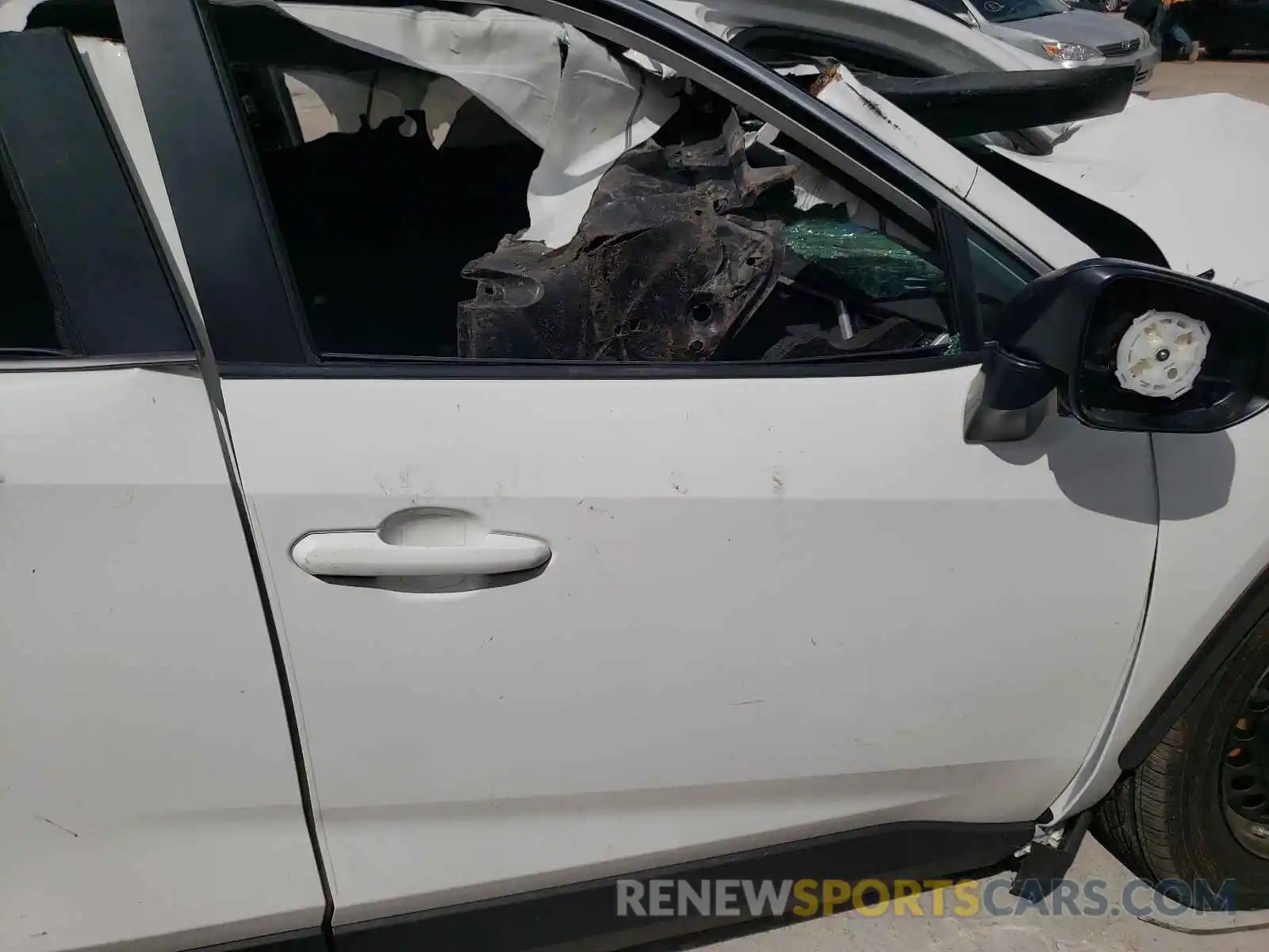 5 Photograph of a damaged car 2T3H1RFV7LC078445 TOYOTA RAV4 2020