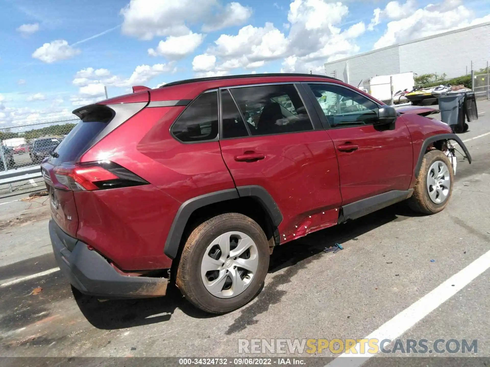 4 Photograph of a damaged car 2T3H1RFV7LC084388 TOYOTA RAV4 2020