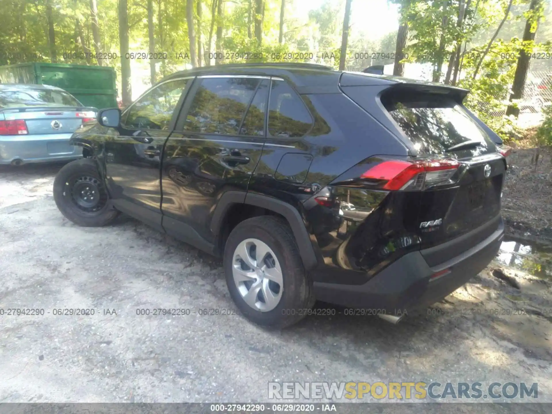 3 Photograph of a damaged car 2T3H1RFV7LW059084 TOYOTA RAV4 2020