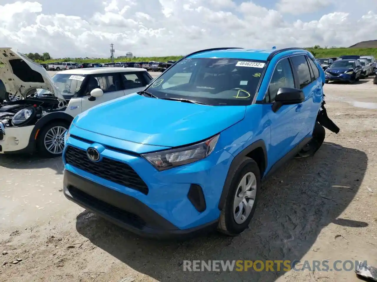 2 Photograph of a damaged car 2T3H1RFV7LW061384 TOYOTA RAV4 2020