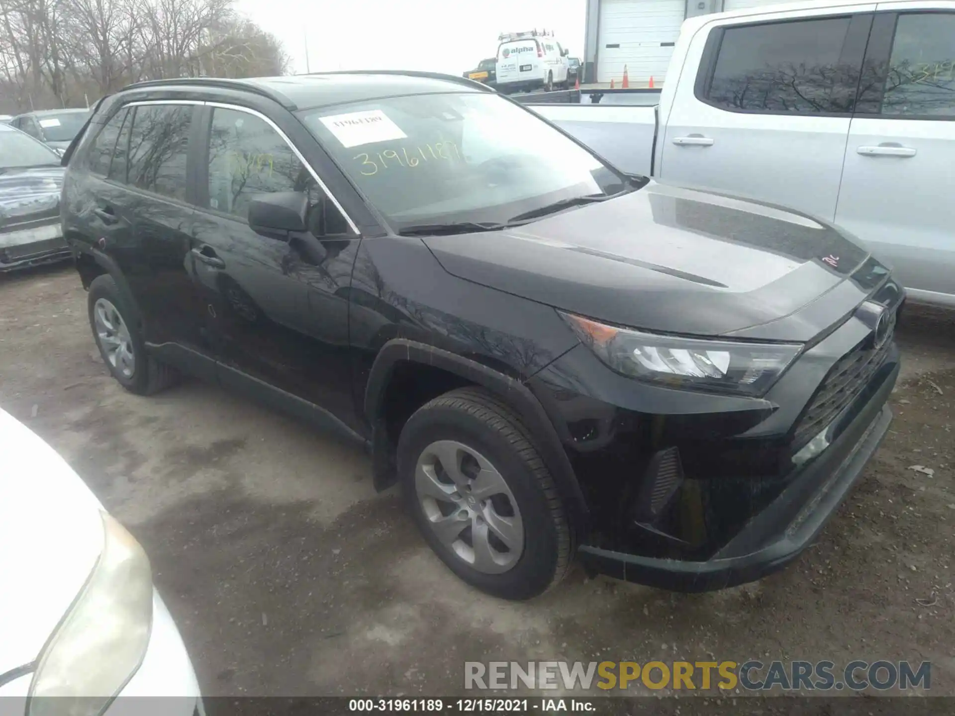 1 Photograph of a damaged car 2T3H1RFV7LW086043 TOYOTA RAV4 2020