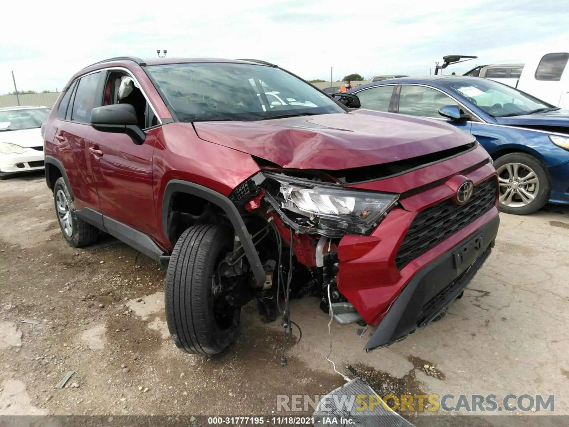 1 Photograph of a damaged car 2T3H1RFV7LW088956 TOYOTA RAV4 2020