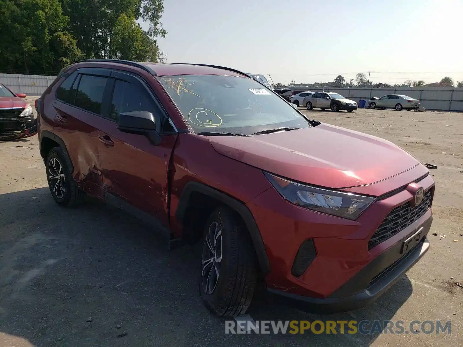 1 Photograph of a damaged car 2T3H1RFV7LW090254 TOYOTA RAV4 2020