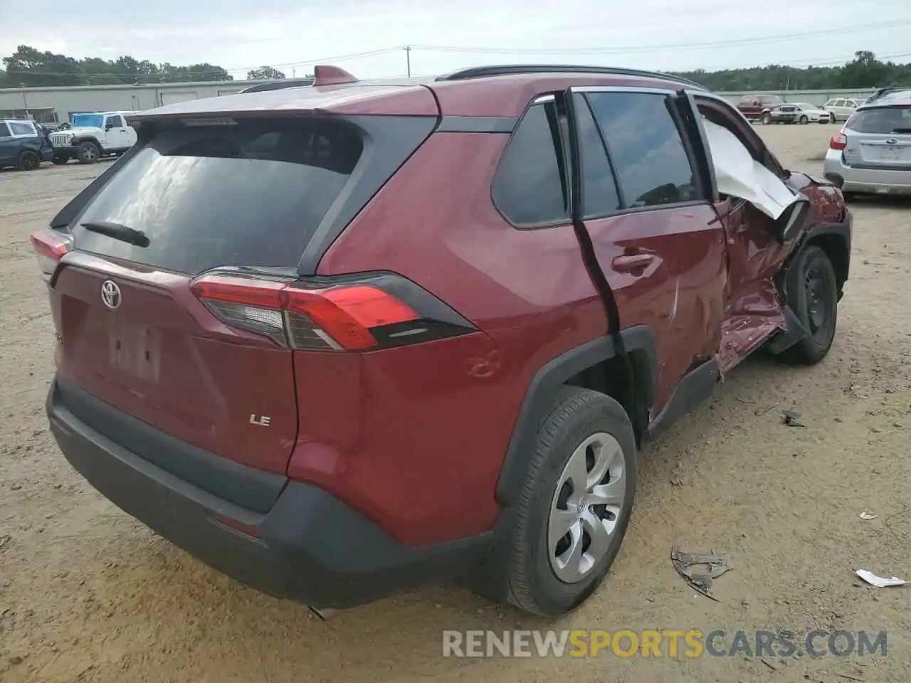 4 Photograph of a damaged car 2T3H1RFV7LW093512 TOYOTA RAV4 2020