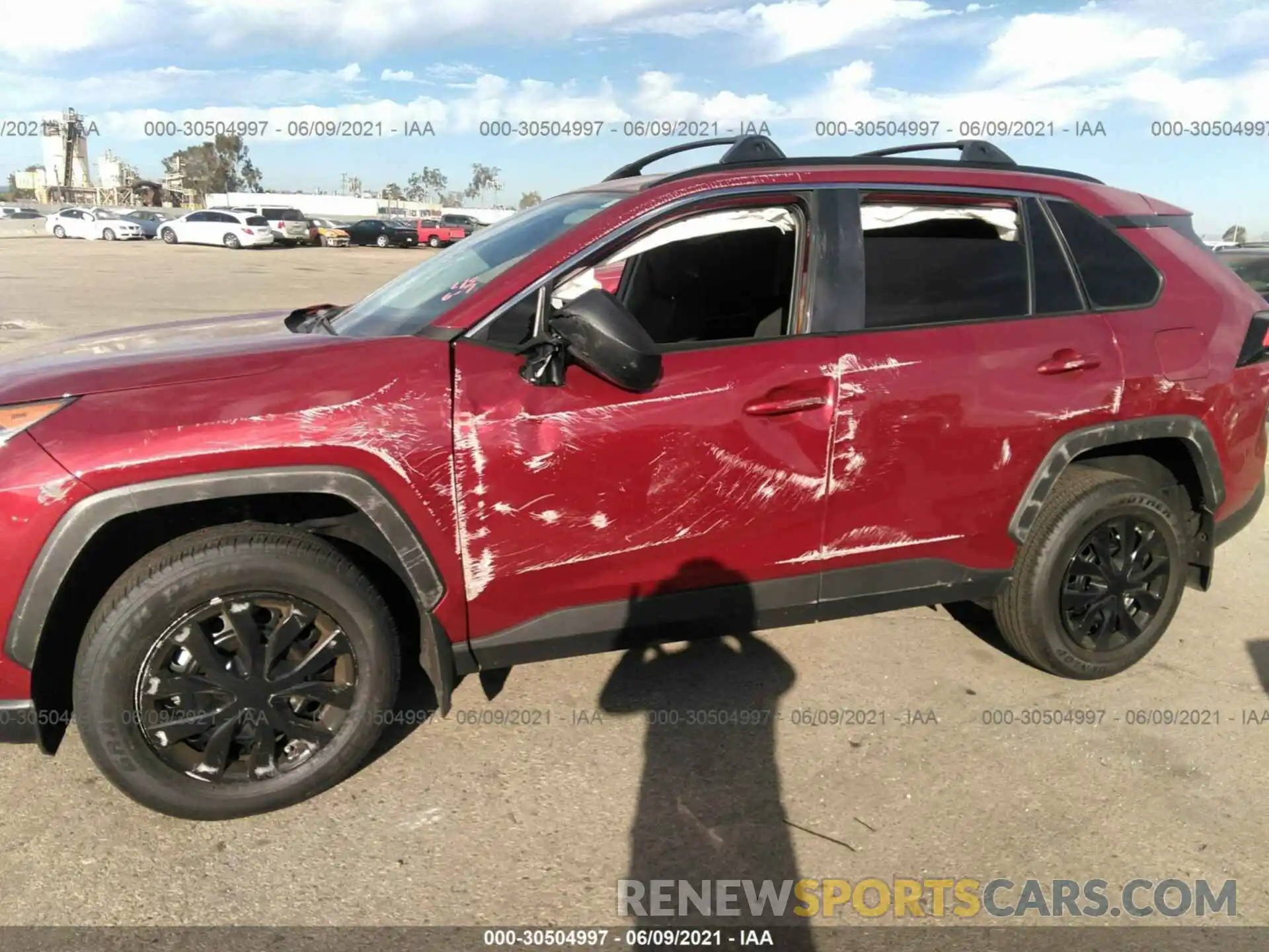 6 Photograph of a damaged car 2T3H1RFV7LW097673 TOYOTA RAV4 2020