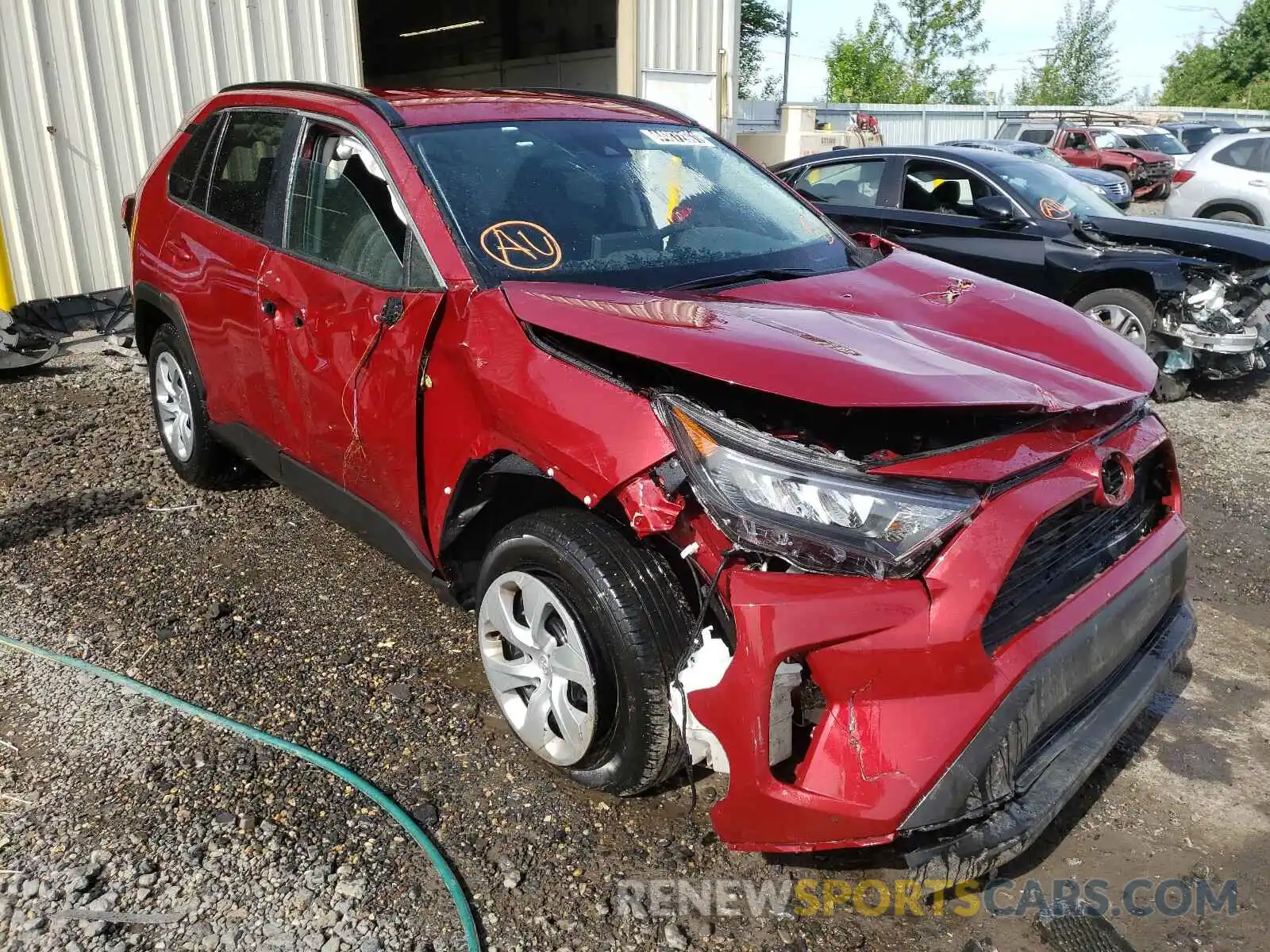 1 Photograph of a damaged car 2T3H1RFV8LC036317 TOYOTA RAV4 2020