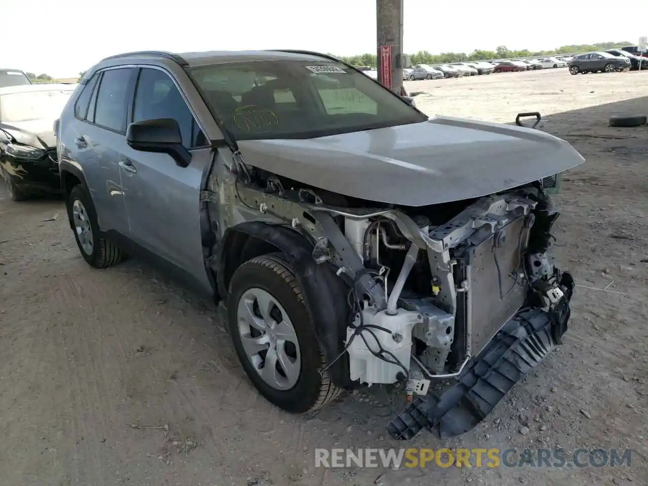 1 Photograph of a damaged car 2T3H1RFV8LC038651 TOYOTA RAV4 2020