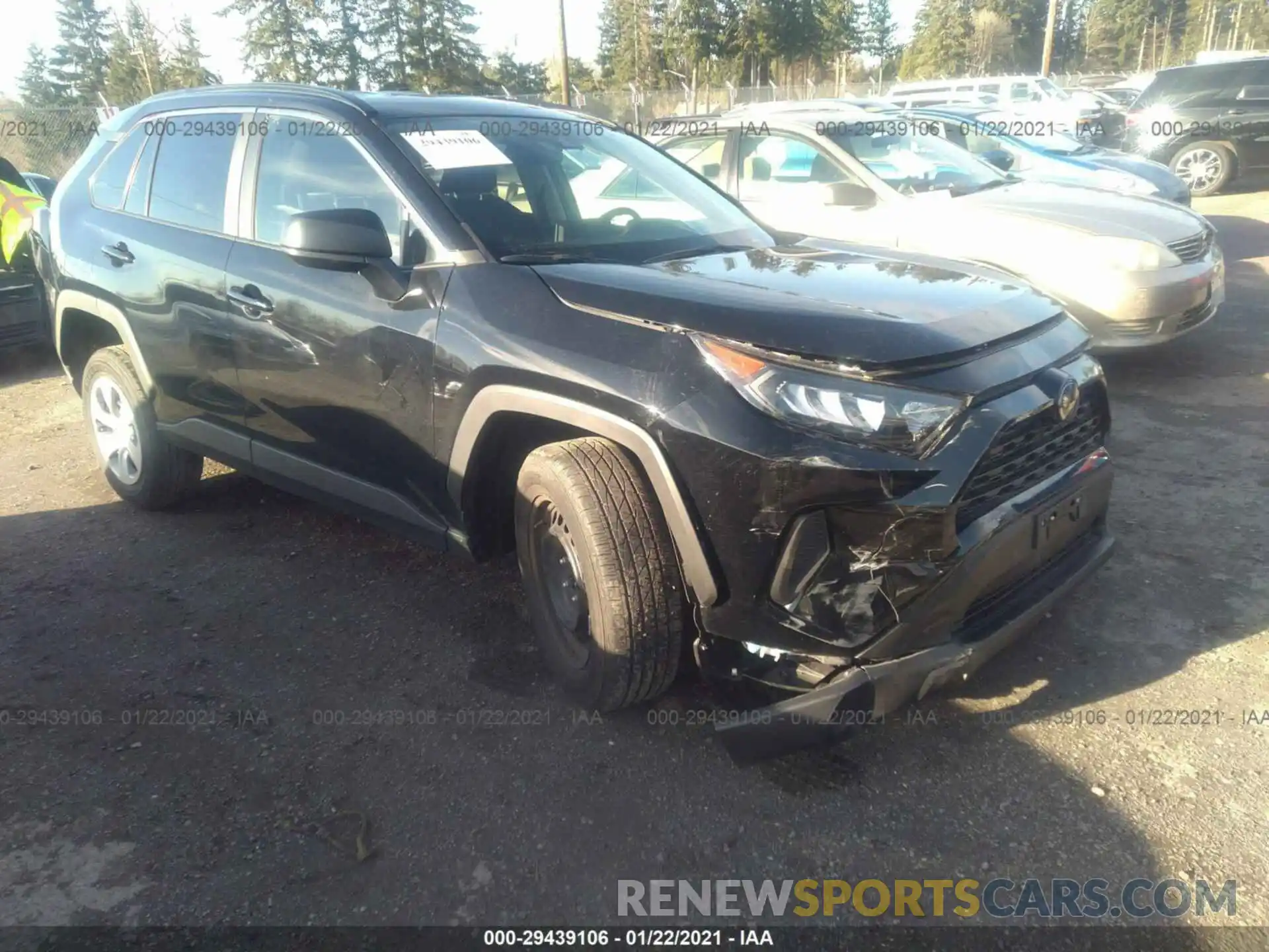 1 Photograph of a damaged car 2T3H1RFV8LC048080 TOYOTA RAV4 2020