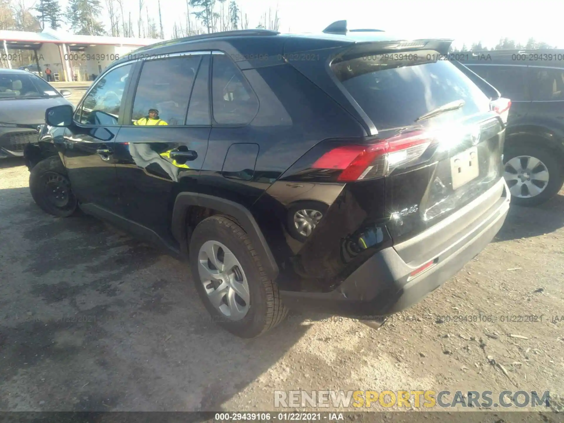 3 Photograph of a damaged car 2T3H1RFV8LC048080 TOYOTA RAV4 2020