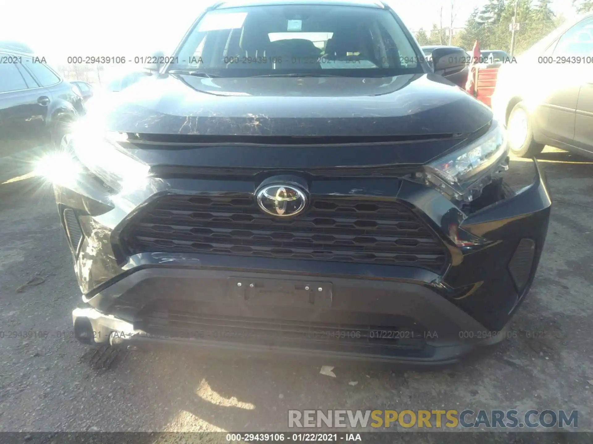 6 Photograph of a damaged car 2T3H1RFV8LC048080 TOYOTA RAV4 2020