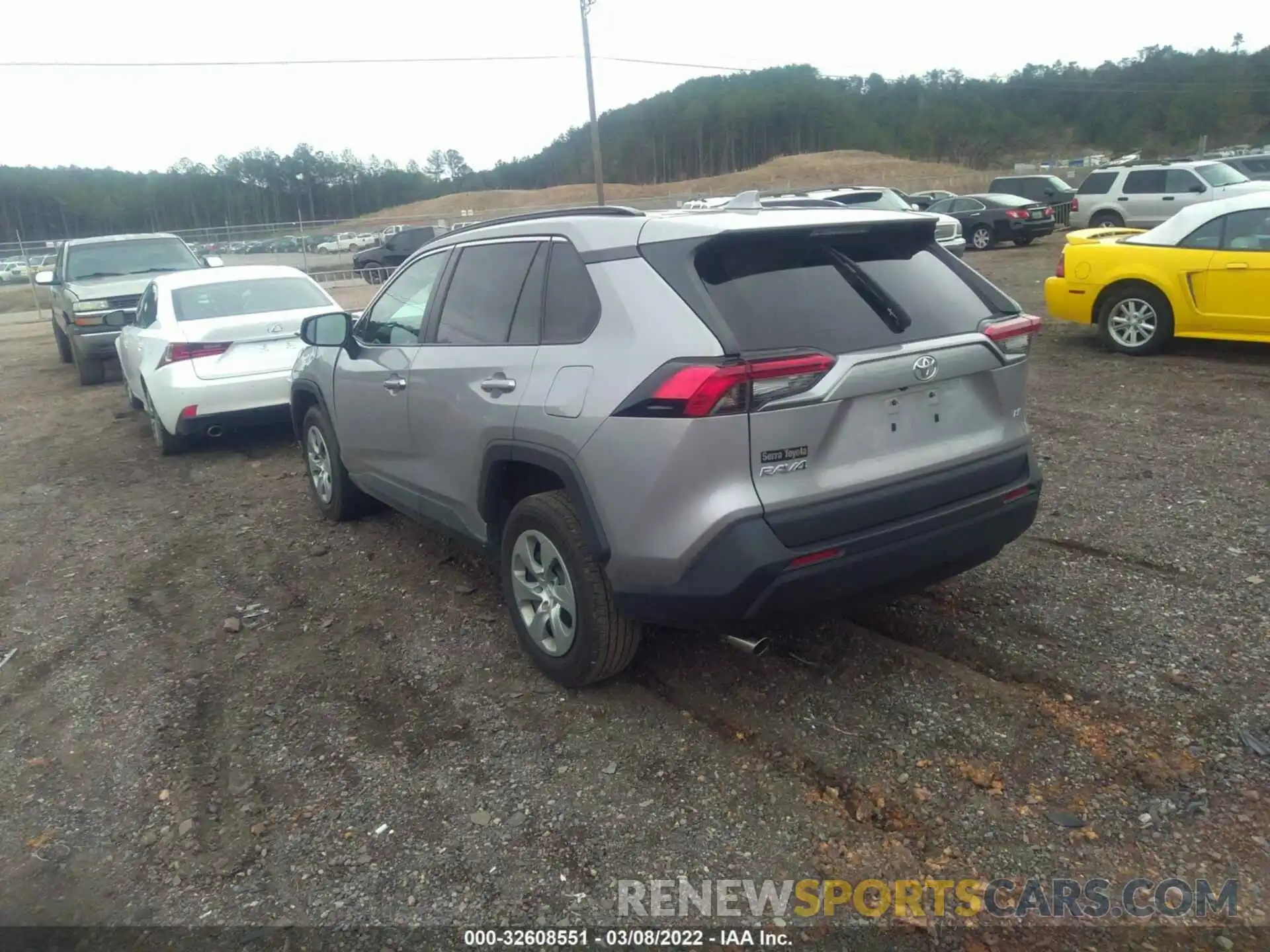 3 Photograph of a damaged car 2T3H1RFV8LC049052 TOYOTA RAV4 2020