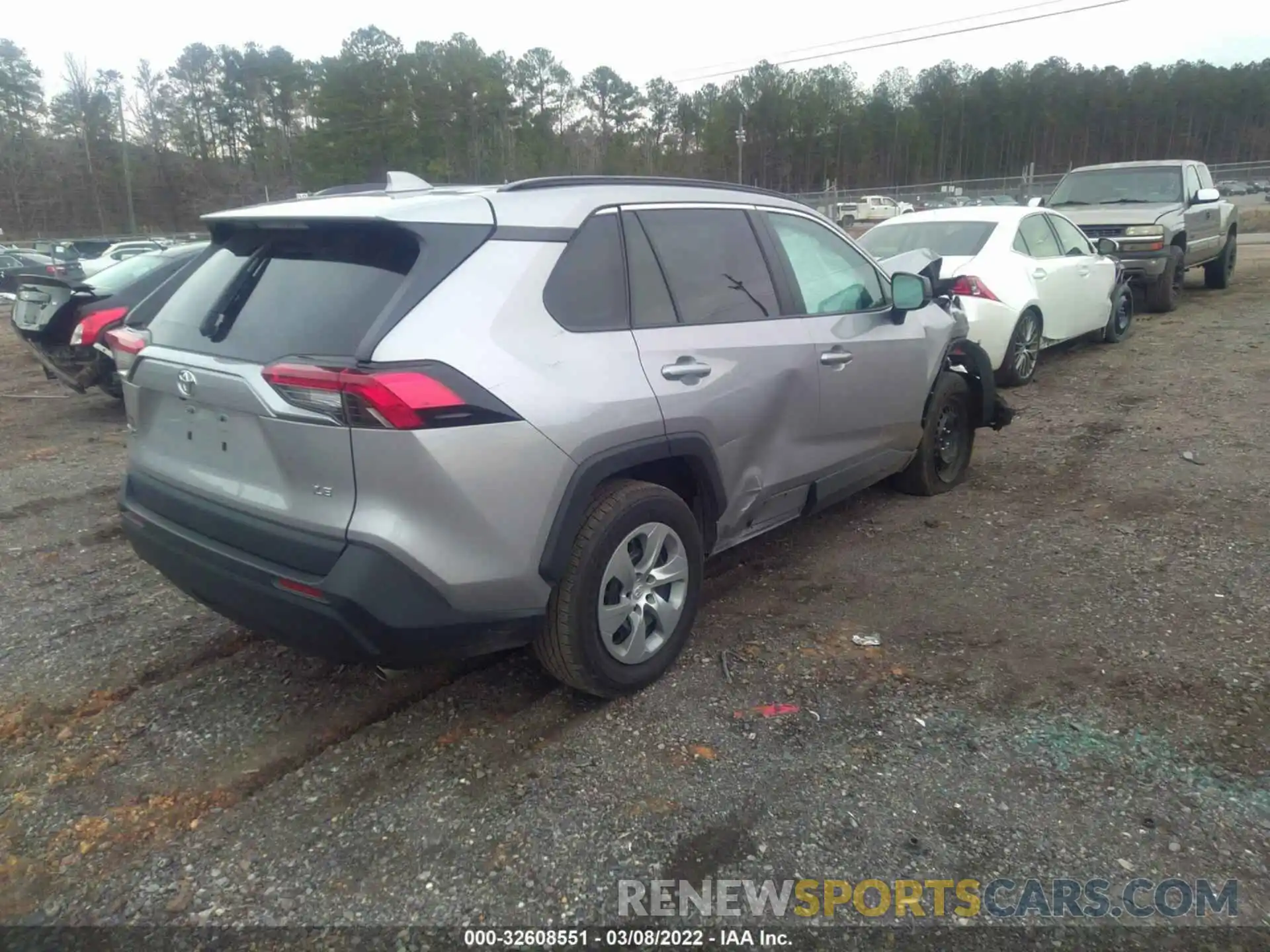 4 Photograph of a damaged car 2T3H1RFV8LC049052 TOYOTA RAV4 2020