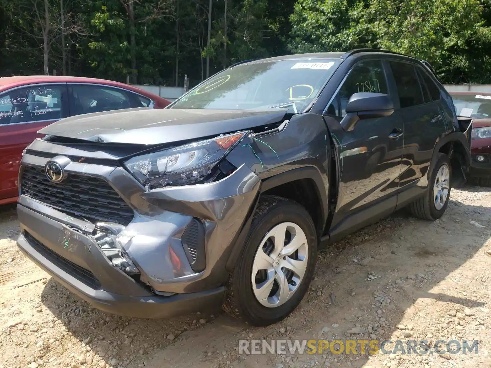 2 Photograph of a damaged car 2T3H1RFV8LC050007 TOYOTA RAV4 2020