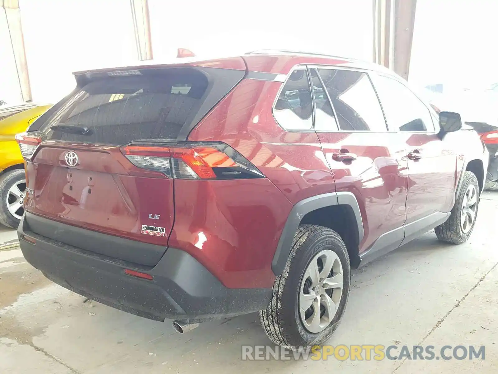 4 Photograph of a damaged car 2T3H1RFV8LC054185 TOYOTA RAV4 2020