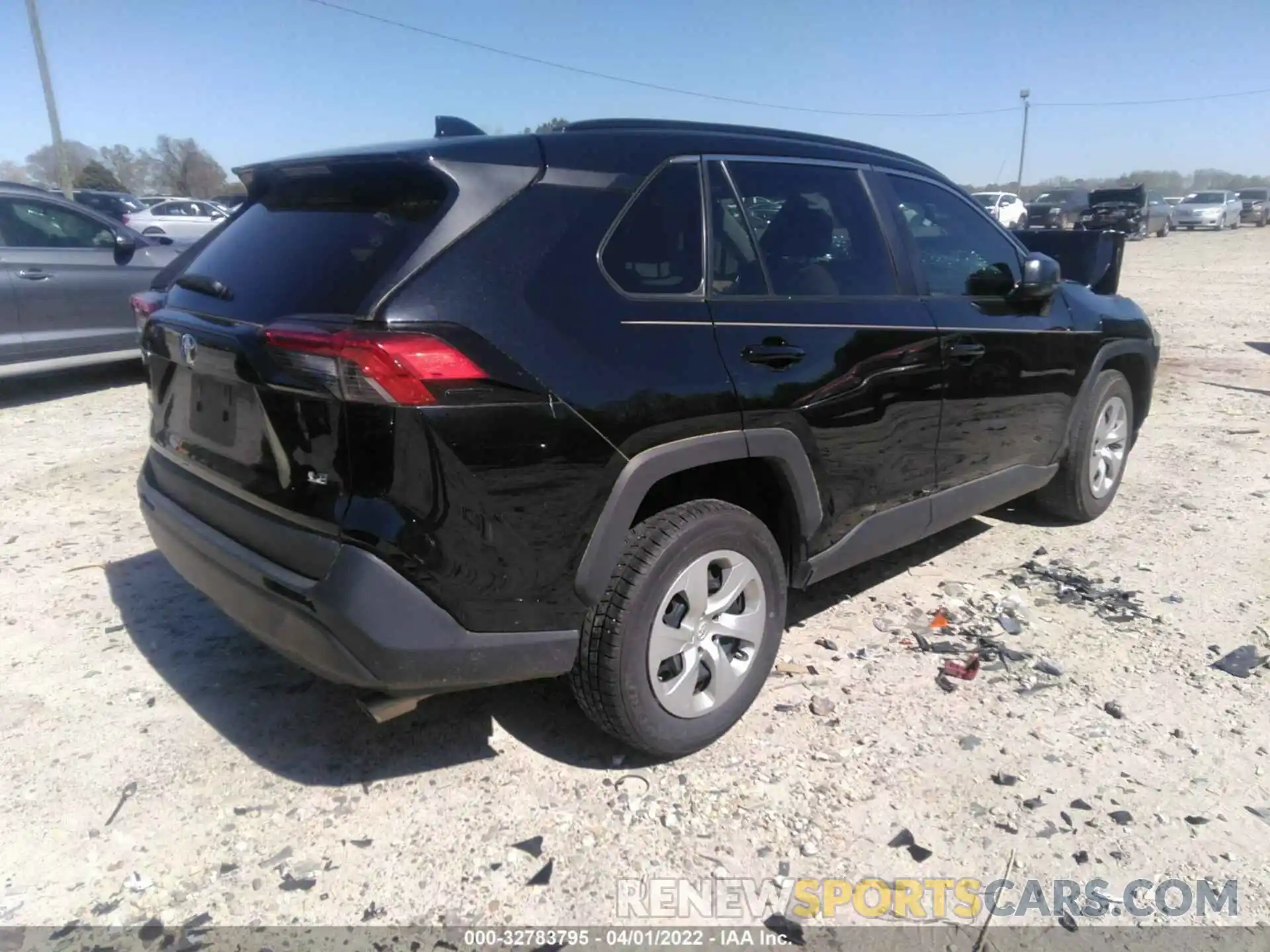 4 Photograph of a damaged car 2T3H1RFV8LC059922 TOYOTA RAV4 2020