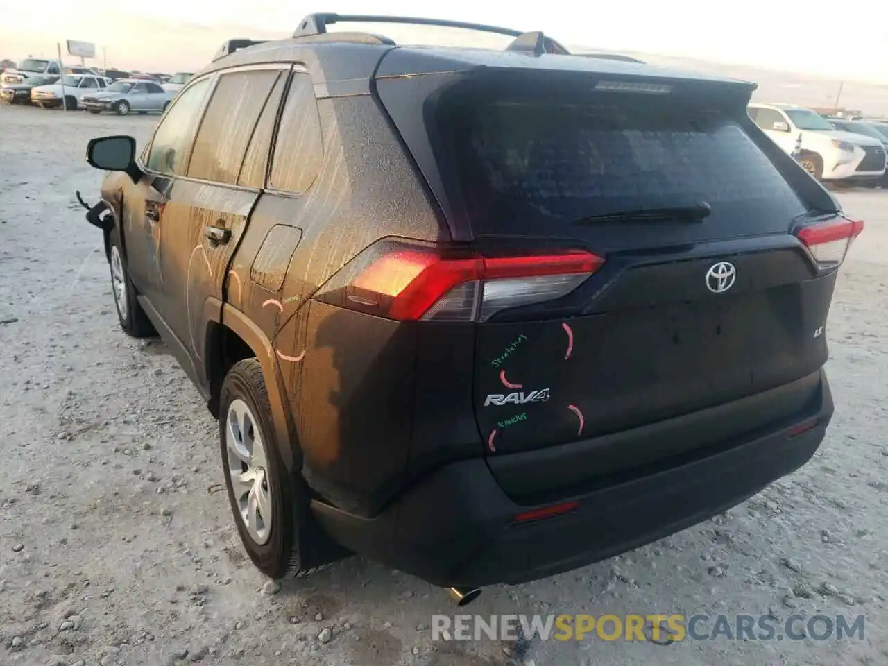 3 Photograph of a damaged car 2T3H1RFV8LC062402 TOYOTA RAV4 2020