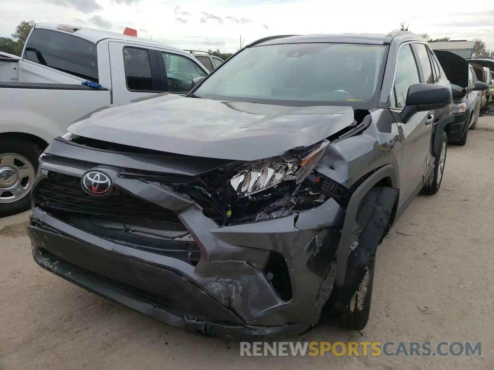 2 Photograph of a damaged car 2T3H1RFV8LC074906 TOYOTA RAV4 2020